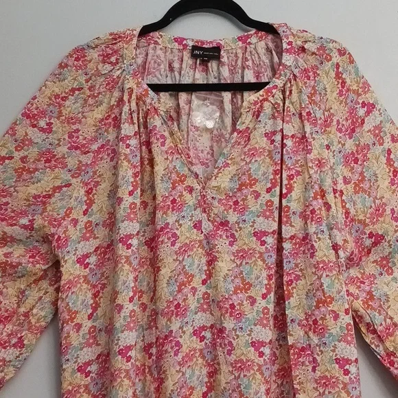 Jones New York size 2X women's colorful floral pull-on blouse. - Picture 4 of 16